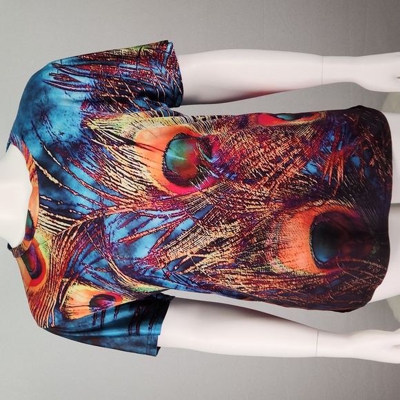 PEACOCK abstract pattern tee, No tags, 52" Chest EUC Unisex 3XL/22/24W - Picture 3 of 11